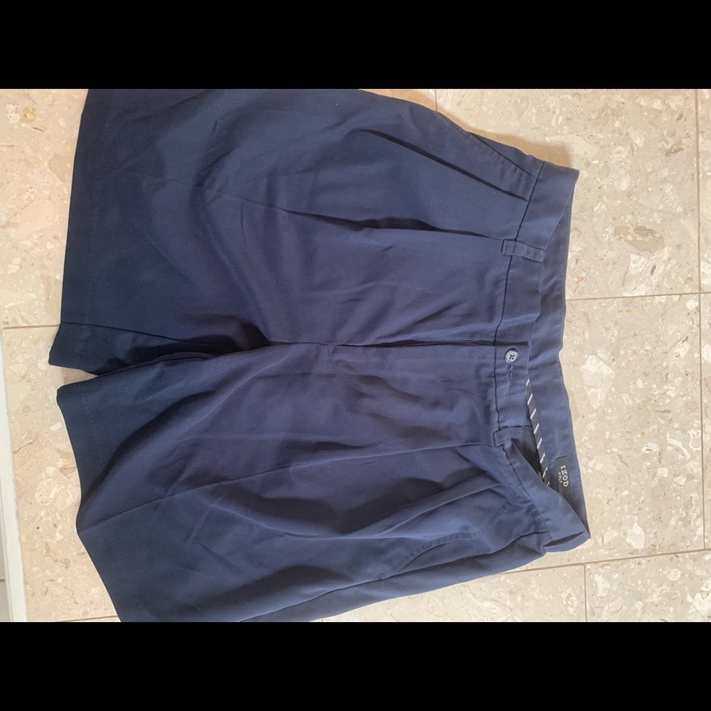 Izod golf shorts 34